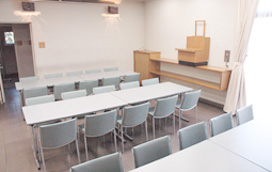 区民斎場みどり会館控室1