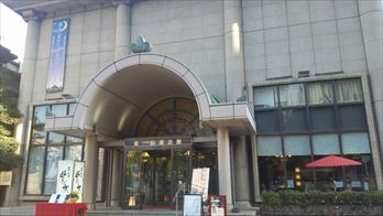 築地本願寺第二伝道式場前