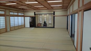 荘厳寺光明堂玄関