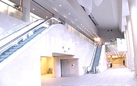 臨海斎場ロビー