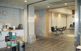 善福院（密厳堂斎場）ロビー