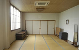 区民ホール:ハナイ式場