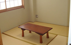 富岡斎場控室