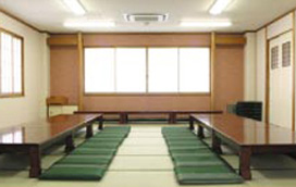 谷塚斎場 草加市控室