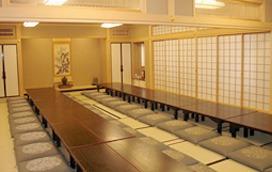 久遠寺控室