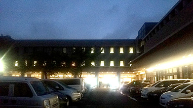 町屋斎場式場前