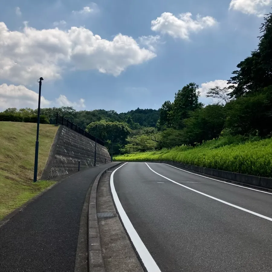 バス停留所から厚木市斎場までの歩き方3