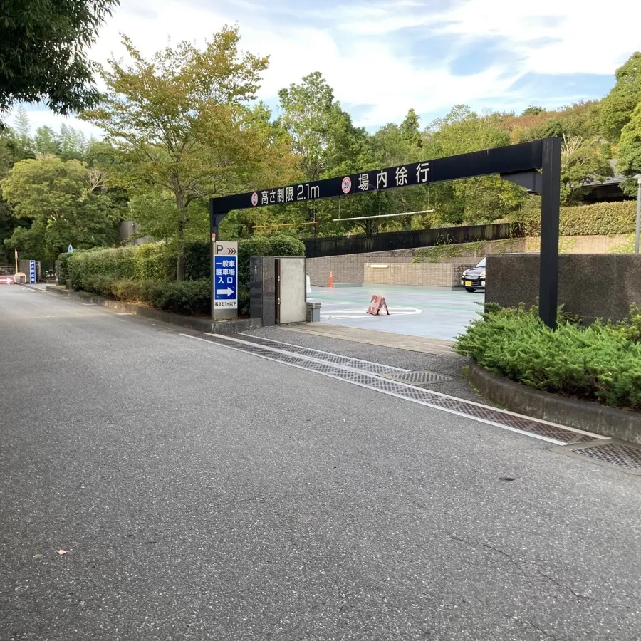 千葉市斎場の駐車場への入り方6