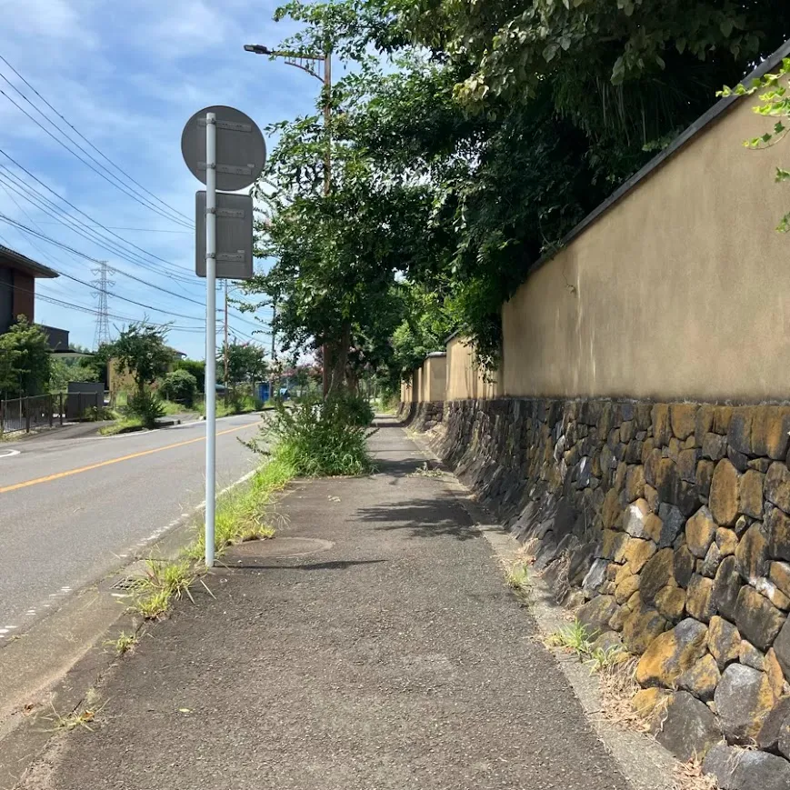 バス停留所から茅ヶ崎市斎場までの歩き方5