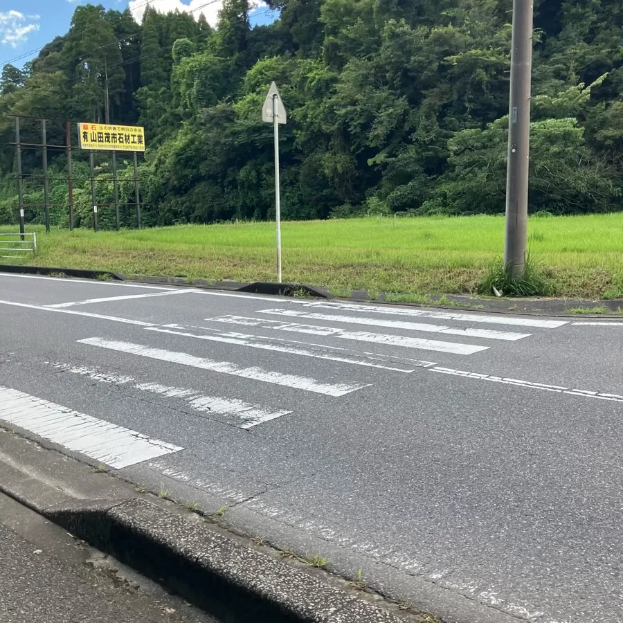 バス停留所から長南聖苑までの歩き方4