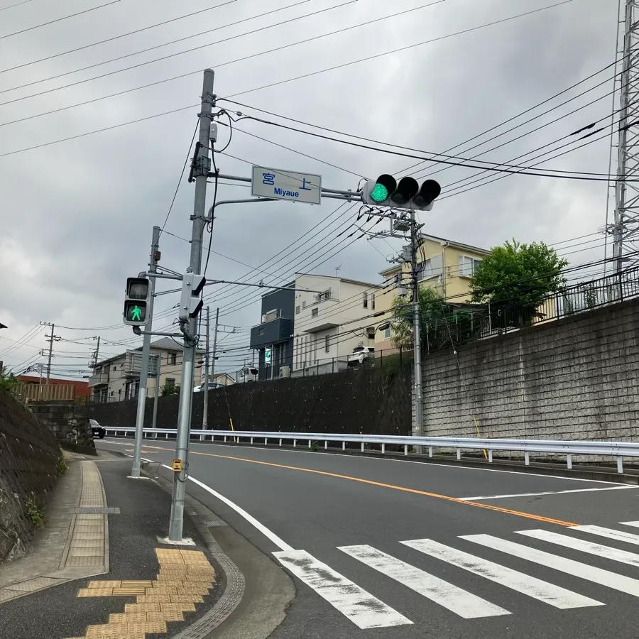 秦野斎場の駐車場への入り方1