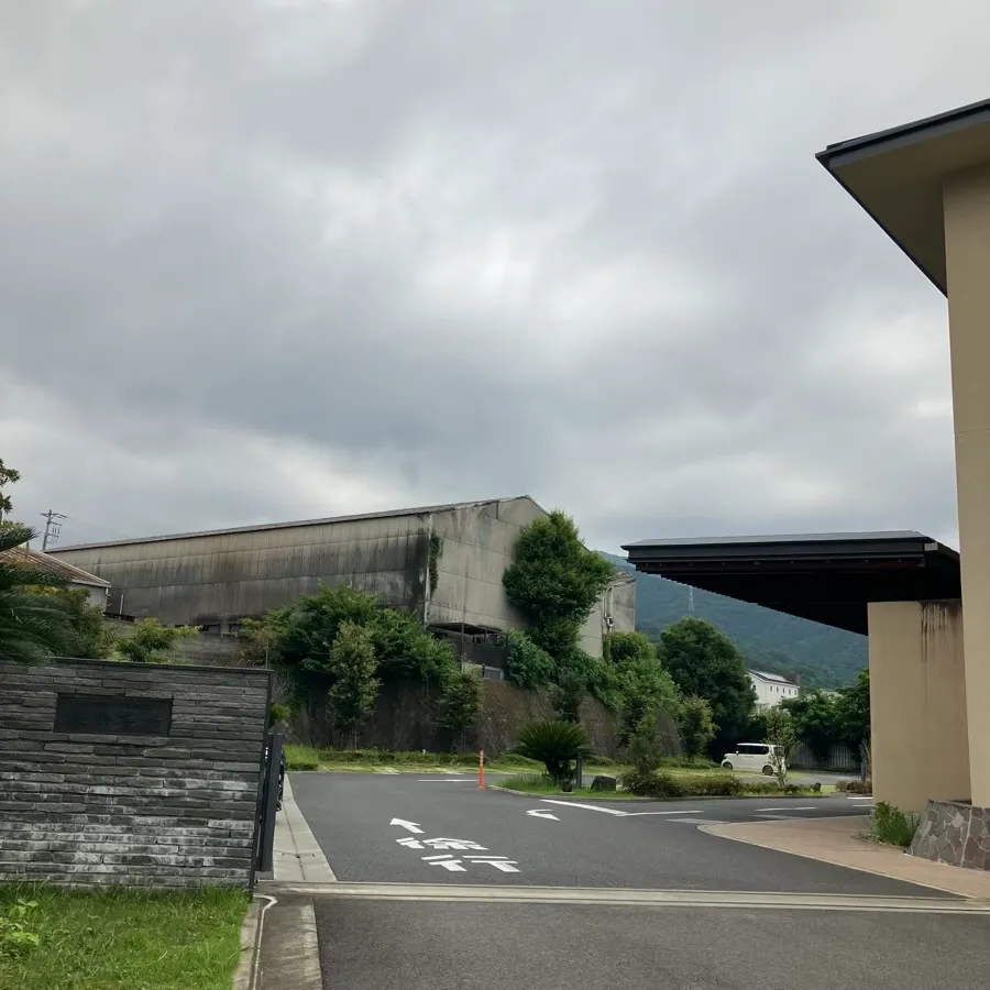 バス停留所から秦野斎場までの歩き方6