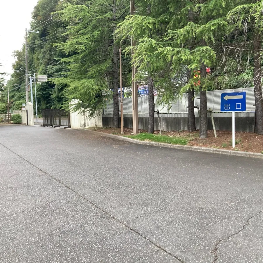 市川市斎場の駐車場への入り方6