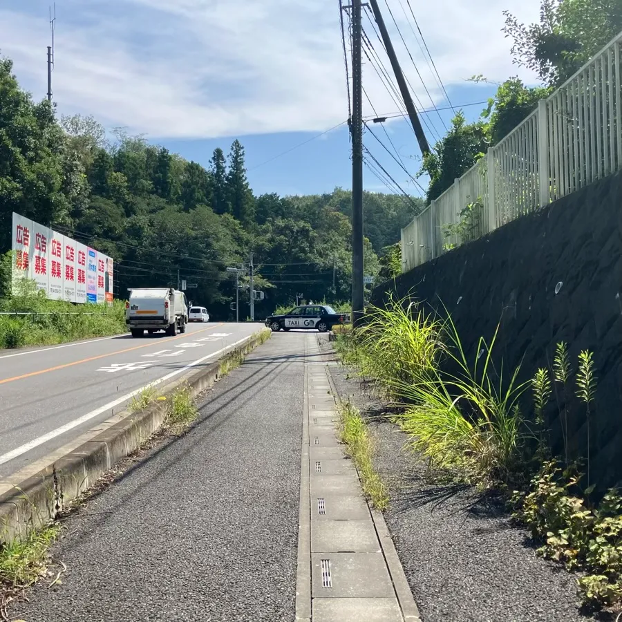 バス停留所から広域飯能斎場までの歩き方2