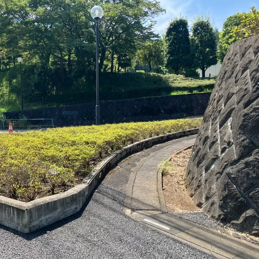 バス停留所から広域飯能斎場までの歩き方3