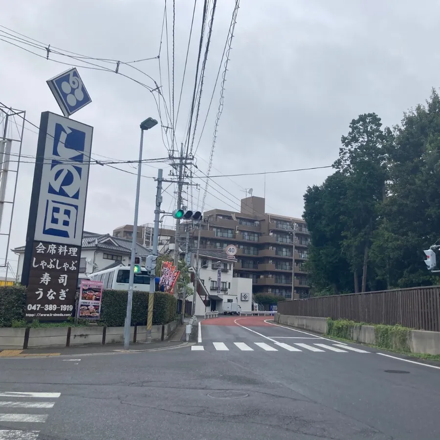 松戸市斎場の駐車場への入り方1