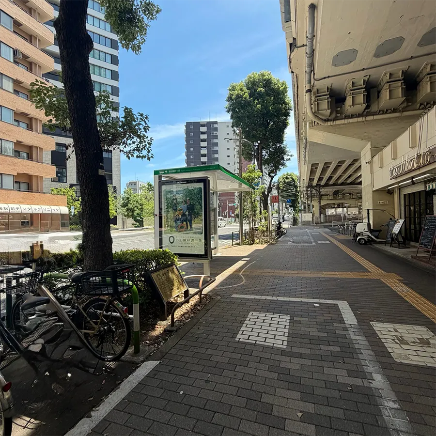 バス停留所から南池袋斎場までの歩き方1