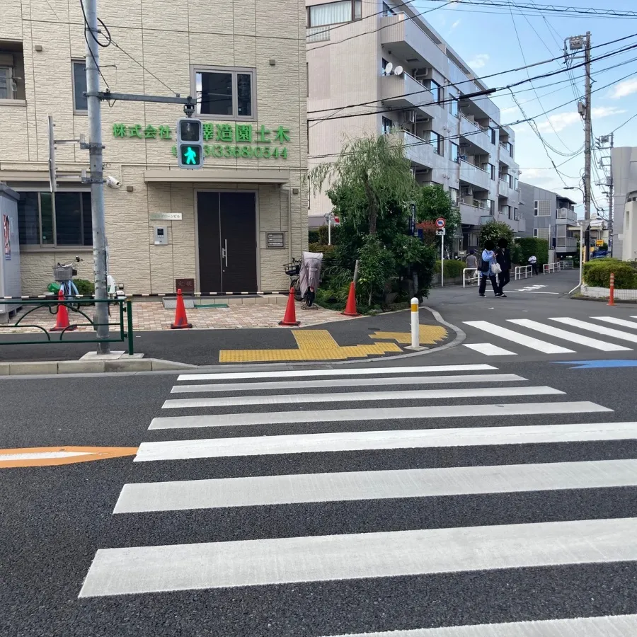 バス停留所から落合斎場までの歩き方2