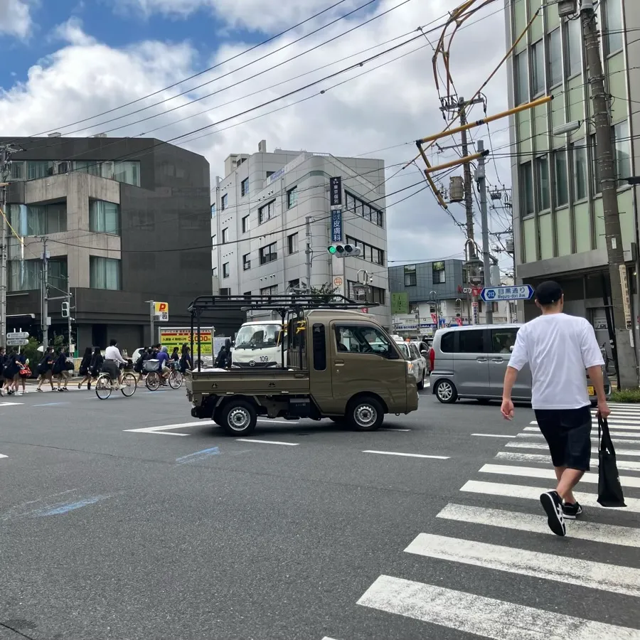 セレモニー目黒の駐車場への入り方1