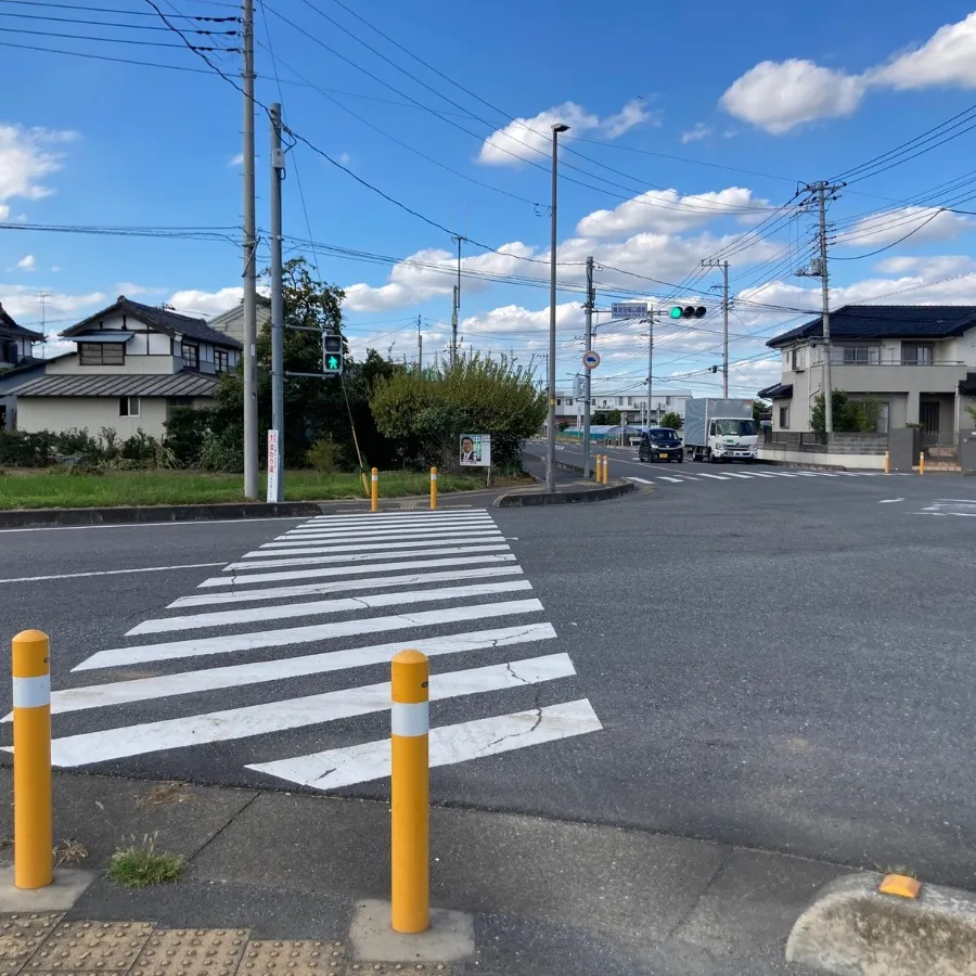 バス停留所からしののめの里までの歩き方1