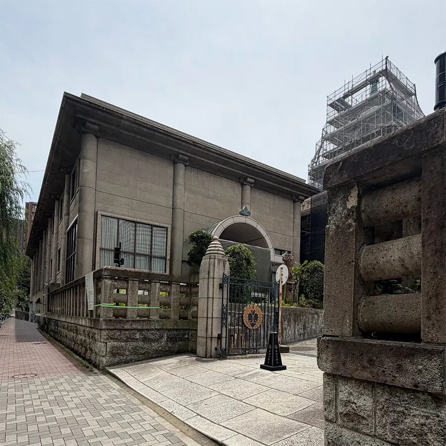 築地本願寺 第二伝道会館まで徒歩で行く場合の道順7