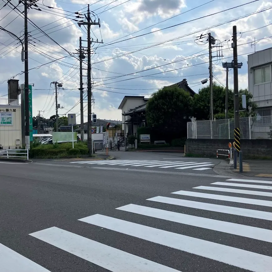 大和斎場の駐車場への入り方1