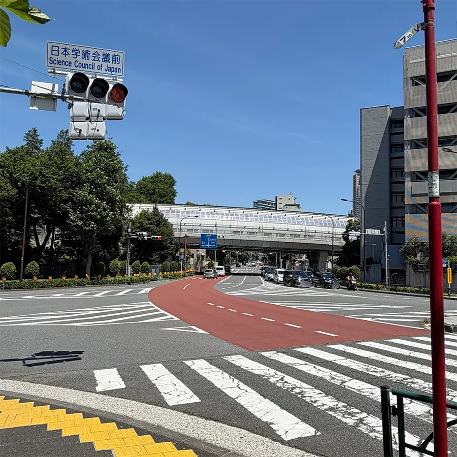 やすらぎ会館の駐車場への入り方1