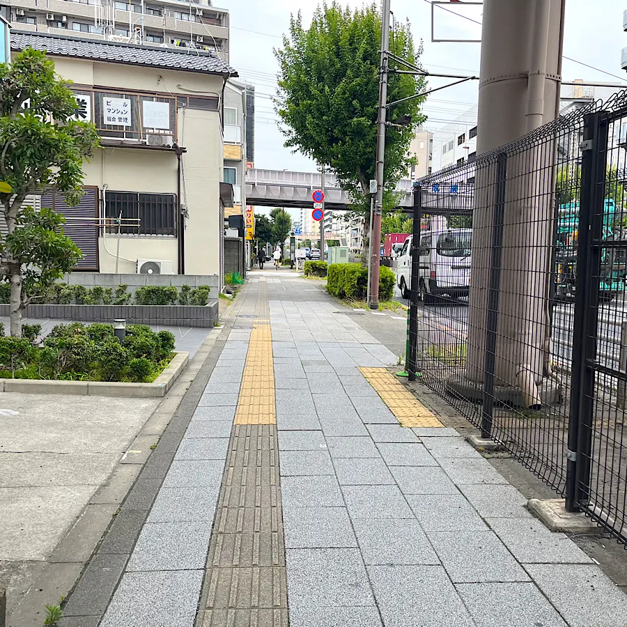 バス停留所から四ツ木斎場までの歩き方2