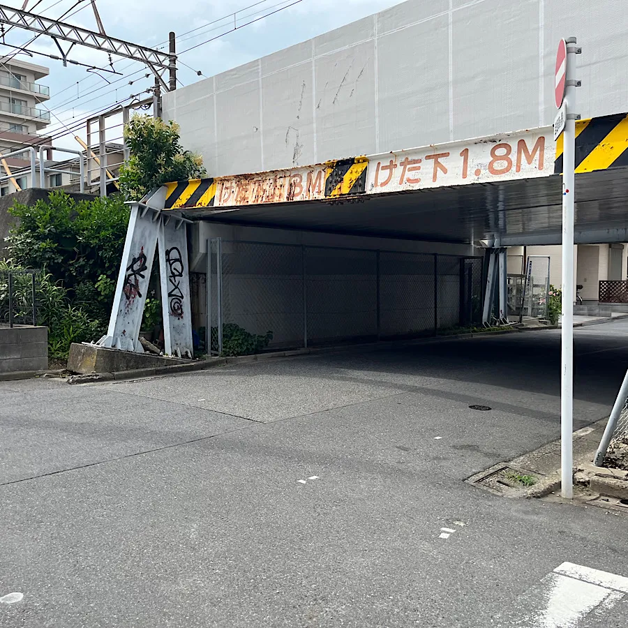 バス停留所から四ツ木斎場までの歩き方4