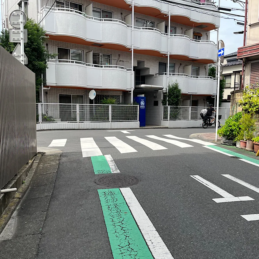 バス停留所から四ツ木斎場までの歩き方5