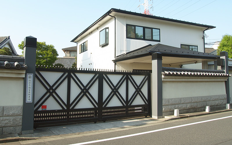 性翁寺木余堂会館