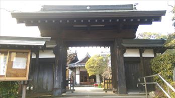 梅洞寺式場山門