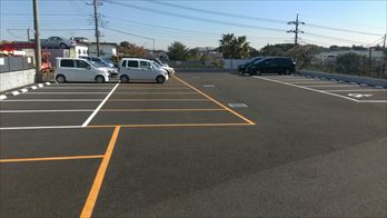 清壽寺会館駐車場