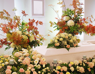 秋の花祭壇１