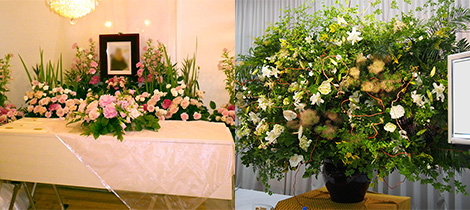 壺活けと棺周りに飾る花祭壇