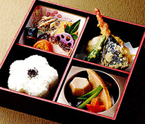 李(すもも)3000円