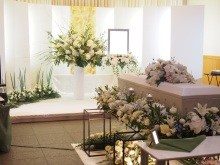 無宗教葬での花祭壇