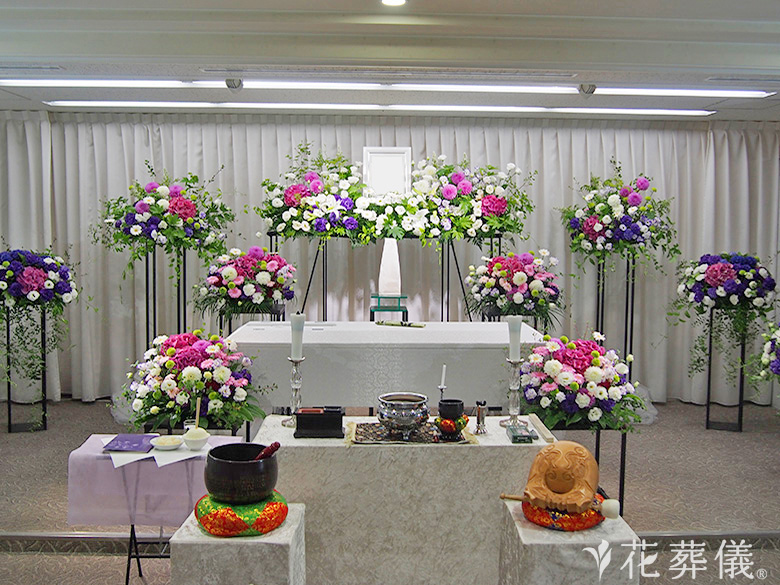戸田斎場で葬儀を行ったお客様の祭壇写真01