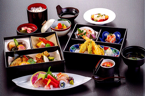 石清水 8800円