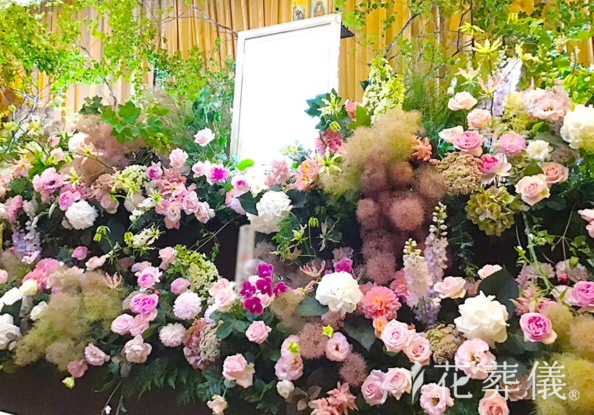 美しきひとへ。の花祭壇