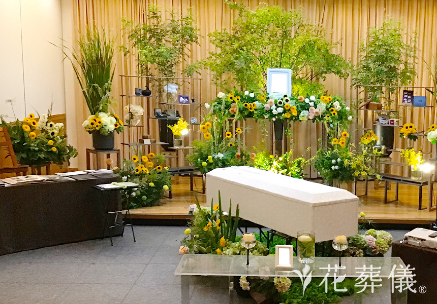 無宗教葬の花祭壇