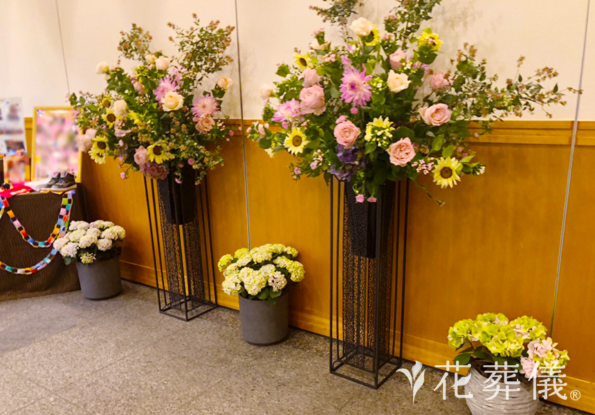 happybirthdayの花祭壇