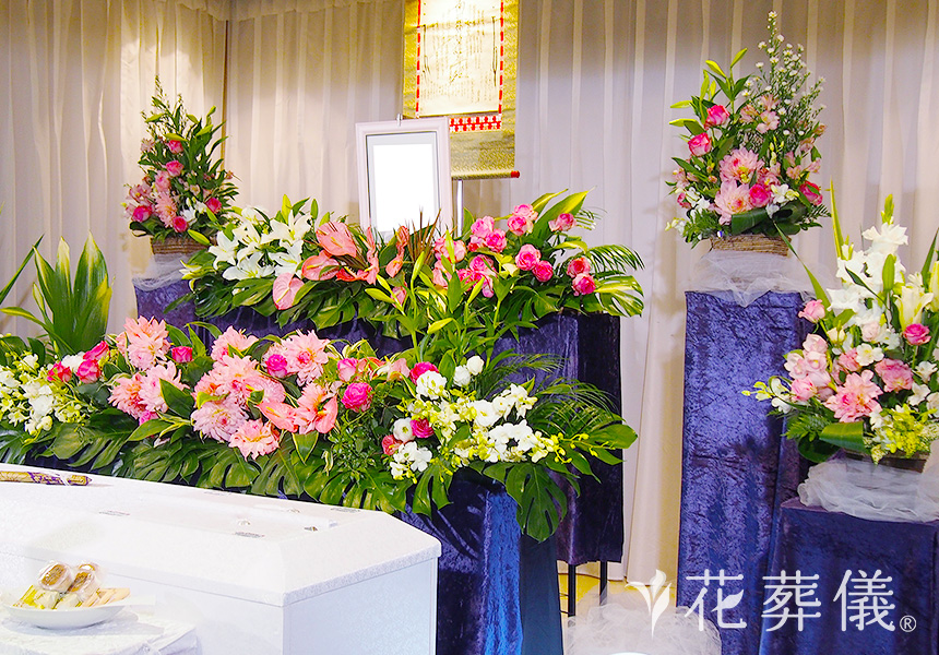 フラダンスの花祭壇