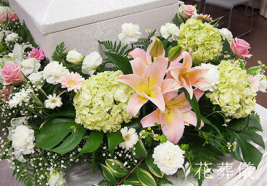 博愛の花祭壇
