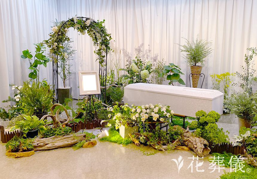 ガーデニング祭壇の花祭壇