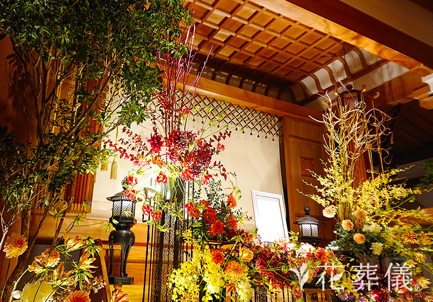 紅葉の花祭壇