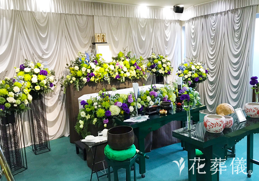 天馬行空の花祭壇