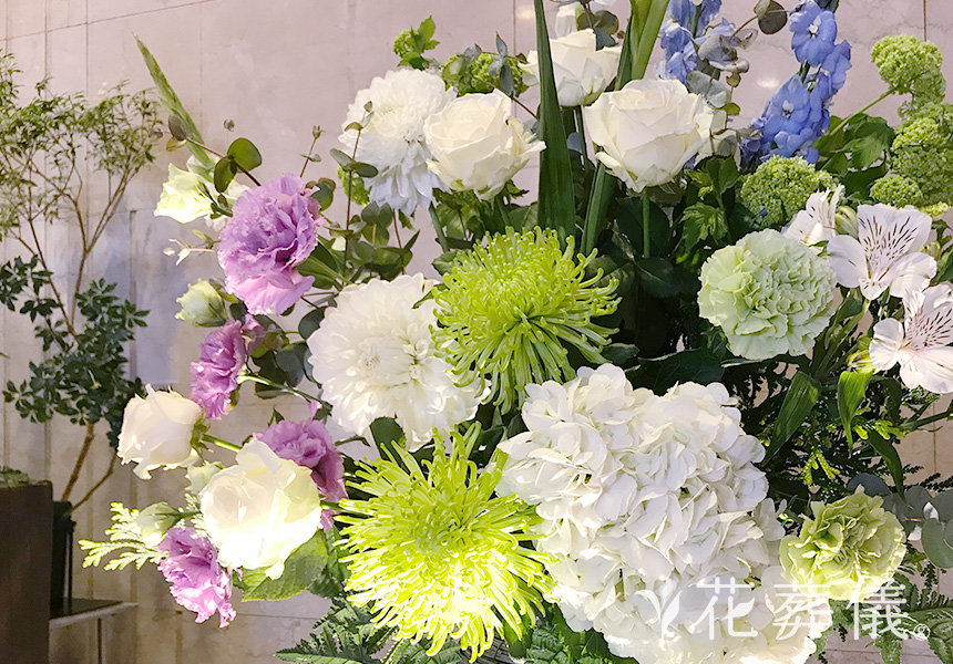 Birthday Flowerを贈るの花祭壇