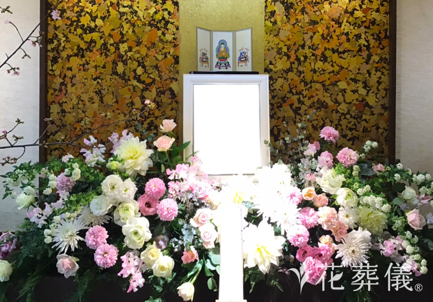 春北風の花祭壇