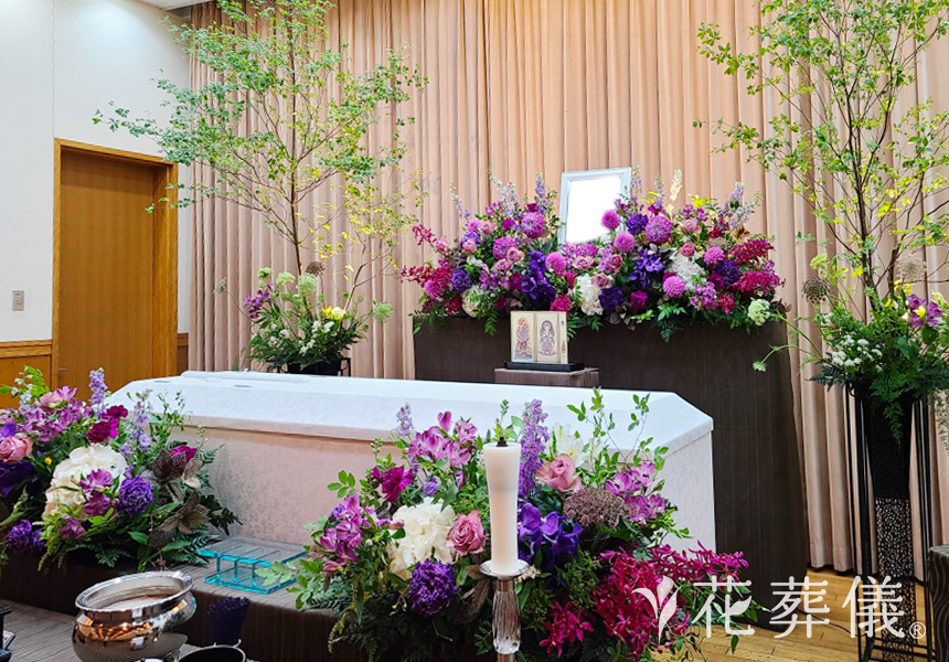 六月野の花祭壇